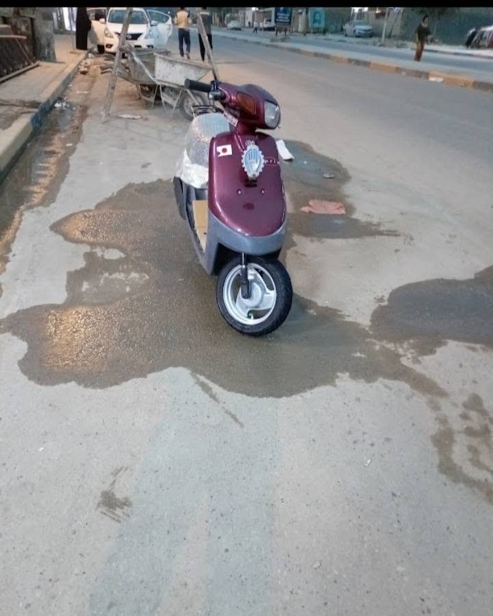 سلام عليكم دراجه زعره البيع حاويه.  ***********
