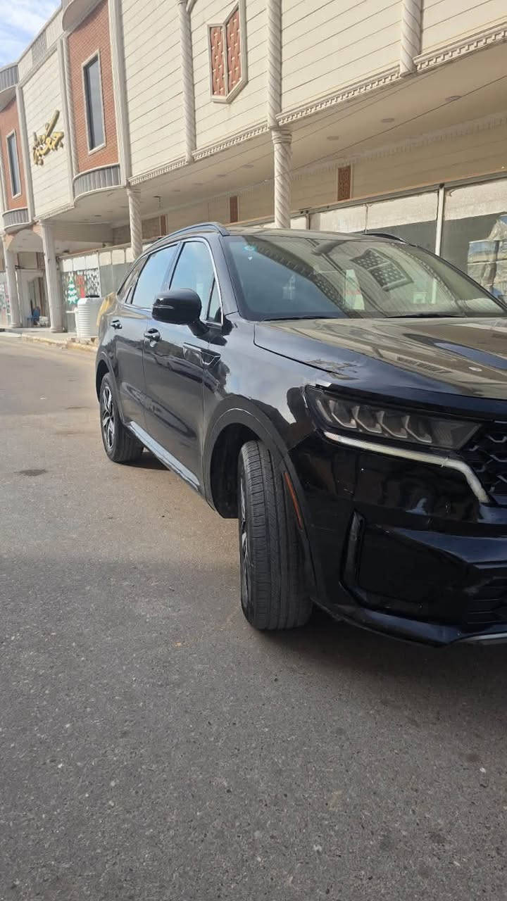 سورنتو 2022  فئة S حره مرقم ذي قار
مكفوله من التبديل مقدمه البنيد صبغ فقط سياره جديده 

فول مواصفات عدا الفتحه 
بصمه تشغيل عن بعد رادار حساسات 
ويل كب تحكمات شاشه كامره 
كشن كهربائي جلد 
انظمة قياده  توقف ذاتي 
كشنات تبريد 
مثبت سرعه
وباقي المواصفات معروفه

السعر :190 بيها مجال
 رقم صاحب السياره  ***********
مكلف بالنشر
