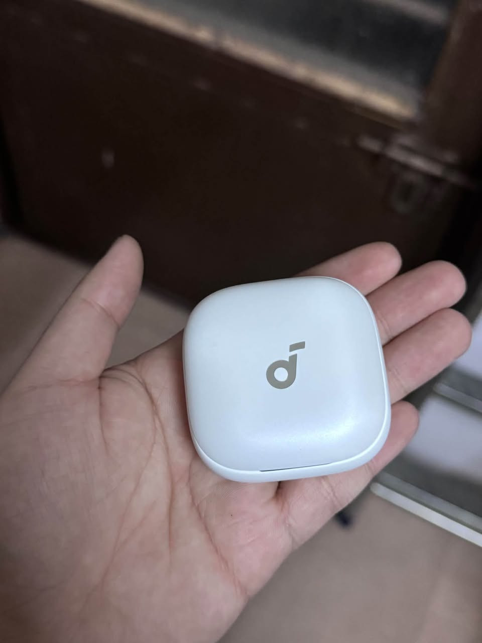 سماعات ليبرتي بودز semi in ear
اربع مايكات بيها عزلها وصوتها كلش حلو بس مناسبت أذني ع كد خمس دقايق جربتها   اليوم اخذتها من بوينت موبايل ضمانها سنه بيع او مراوس ويا ليبرتي ٥ 

***********

نص مكتوب في الصور:
- point 110,000