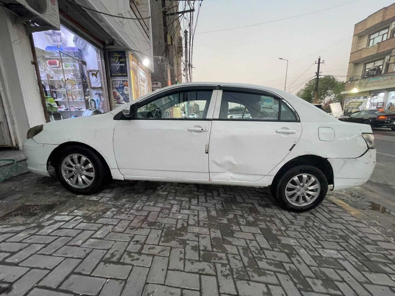 السلام عليكم
سيارة BYD 2013 G3  للبيع رقم بغداد المكان الشعب حي البساتين سنويه باسمي تنتهي 2028
تبريد شغال السيارة  فول مواصفات فول للأخير السعر 40 وبيها مجال للطيبين للتواصل  ***********
