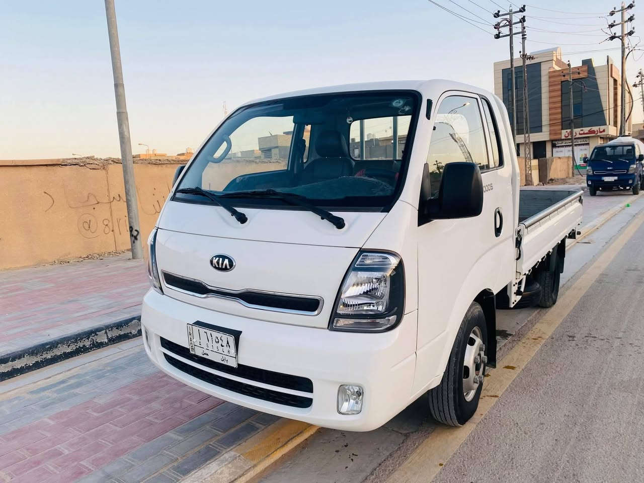سلام عليكم كيه  حمل موديل 21  فحل محرك 4000  للبيع تبريد  شغأل بيها طخه بل ربع بارد راجعه باقي كلشي مكفول
سياره باسمي 
***********
سلام عليكم كيه  حمل موديل 21  فحل محرك 4000  للبيع تبريد  شغأل بيها طخه بل ربع بارد راجعه باقي كلشي مكفول سعر155 لمكان كربلاء
