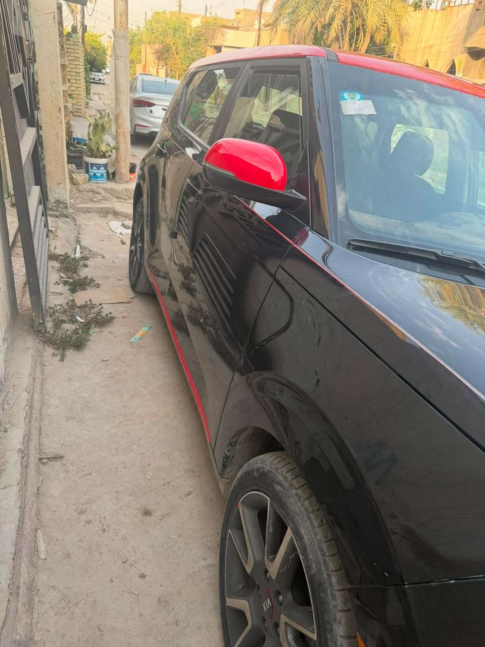 موديل 2020
تو كولر جي تي لاين أمريكي 

 ضربتها مبينه بل سونار بدون دواخل

كير سي في تي والمحرك 2000 دوش المرغوب

رقمها بغداد باسمي السنويه كبل تحويل

اول إدامة اسويلها اني من 2020 لحد الآن

بلكات نوزلات فيت بم باتري جديد

مواصفاتها

مو بصمة 

اوتو

تحديد مسار

كامرة خلفية بلادية

مودين قيادة سبورت ونرمل 

كهربائيات كلها شغله مابيها اي نقص

شاشة بلادية تدعم كار بلي

ماشية 74 الف (قابل لزيادة )

السياره كلش نضيفة وحلوه

تحتاج بس دوشمة حلوه للغرفة

وصارلها  شهرين عندي

سبب البيع اريد أغير فقط لا غير

مكاني حي الجهاد

سعر 125 وبيها مجال بسيط
***********

مو شراي لا تراسلني ولا تخابر
