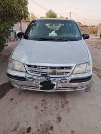 دووج ٢٠٠٢ • ٧ راكب • رقم انكليزي