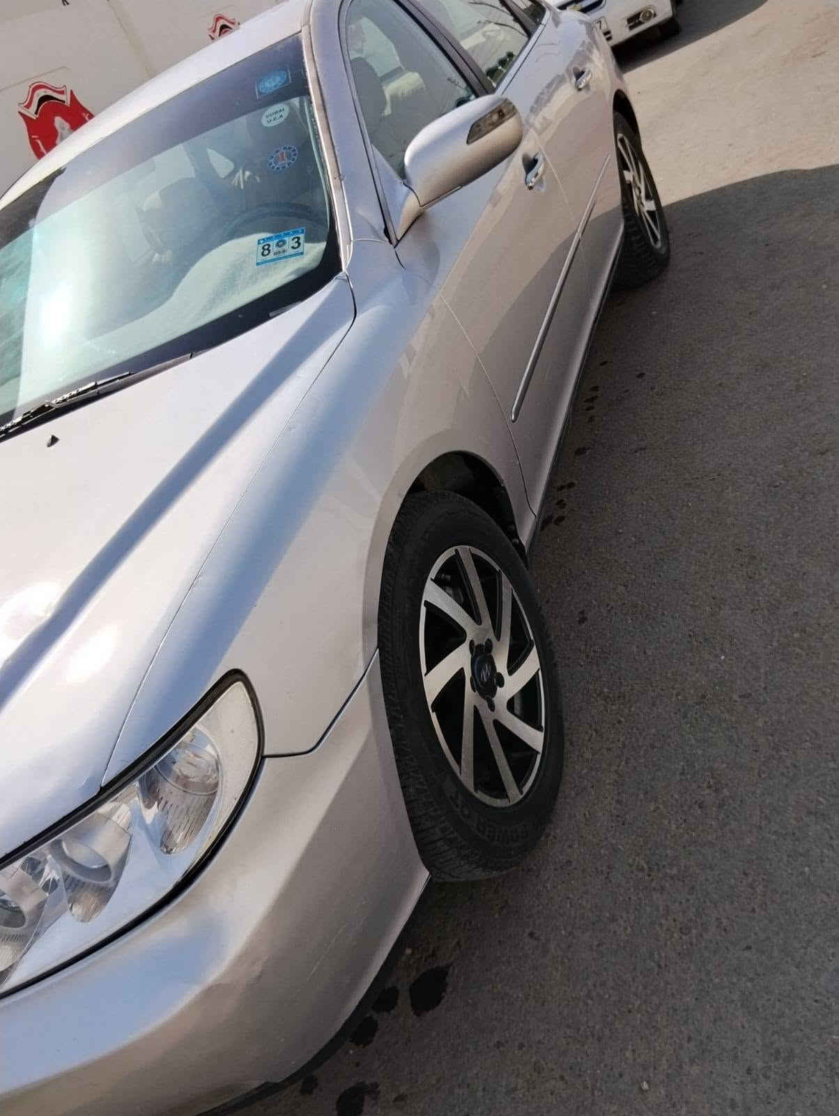 ازيرا • مكينة شرط • فتحة قمره