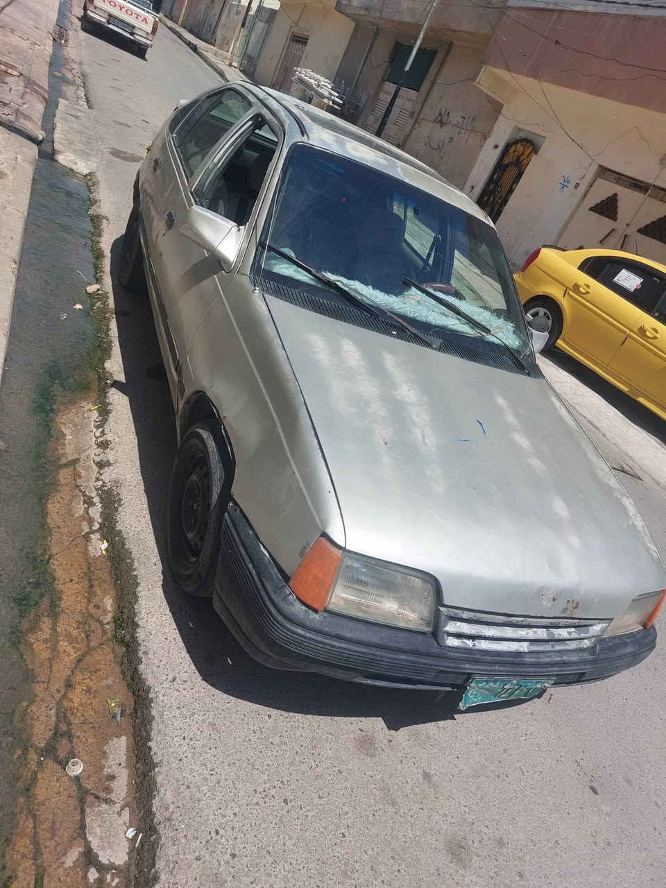 كاديات للبيع موديل 91 رقم اخضر سنويه بيضاء كربون ما مسجله السياره كلها شرط صبغ جماليه مكاني حي القاهره طخم جديد كهربائيات جديده السعر 12 ورقه شرط تحويل وكاله***********
