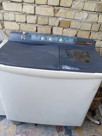 هيتاشي ياباني الوزن 11كيلو للاستفسار الاتصال على الرقم 07719767101
