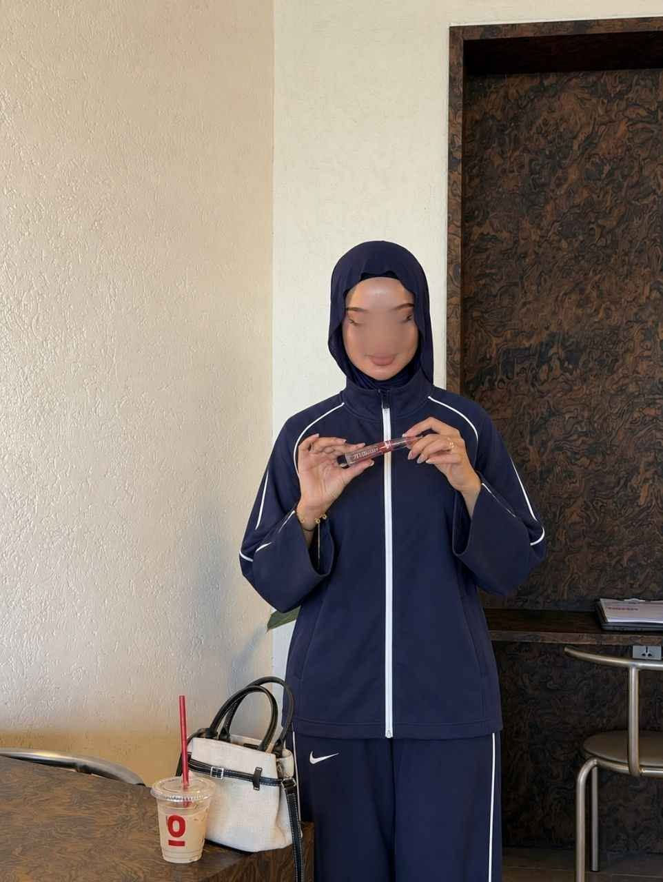 يوجد خدمة توصيل لجميع المحافظات العراق 🇮🇶. البصرة, العراق

