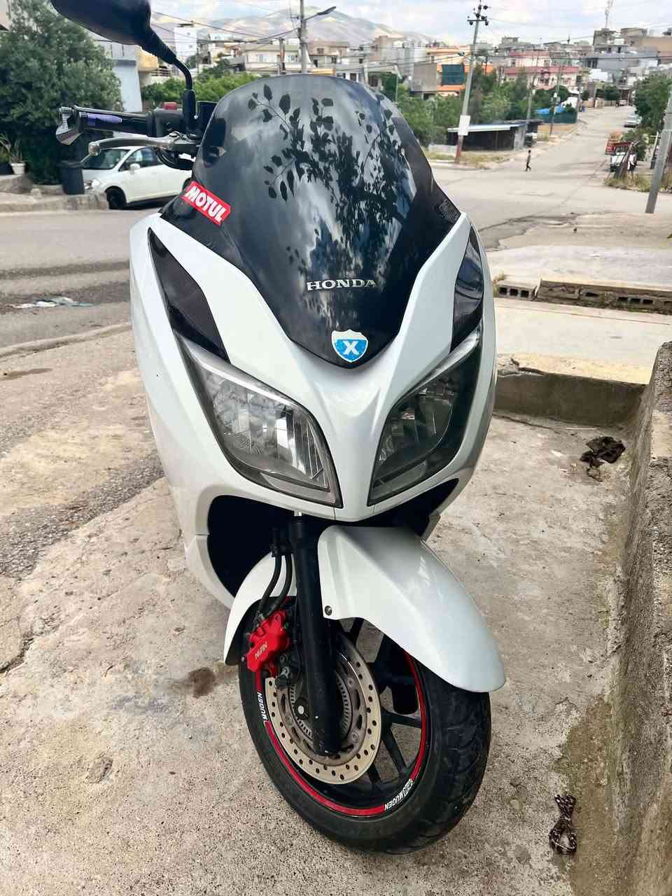 سلام عليكم لبيع فورزه 0/12دراجه كفاله عامه كفرات نضافة 100%شلعه معدل نعومه دراجه حيل حلوه
1_حساس ستاند 

2_مانع نزلاق 

3_مABS 

دراجة ربع دينار ما ذب عليها 
سعر 16ورقه وبيه مجال 
مكان سليمانيه 
لاستفسار اتصل عل ***********
