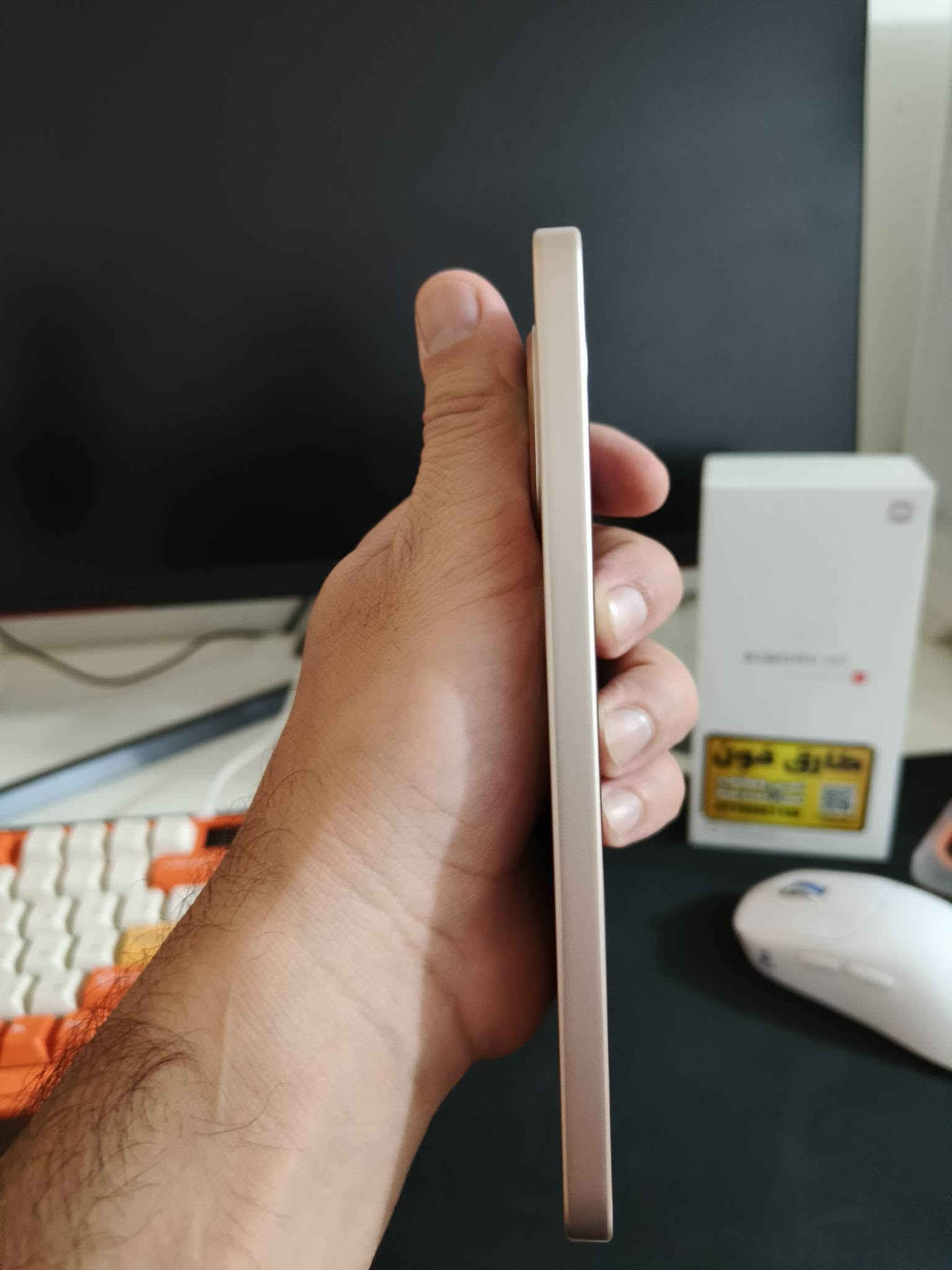 مساء الخير 💚🧡♥️

للبيع فقط بدون مراوس السعر قفل نهائي دينار ما ينزل
Xiaomi 15T 512gb شمباني

شاومي 15T تي فقط نظافة 100% يلمع الجهاز كامل ملحقاته كفرين ويا ذرة شخط مابي السعر نهائي لحد يعاملني 550 الف دينار ما ينزل مكاني بغداد الحرية متوفر توصيل ***********
