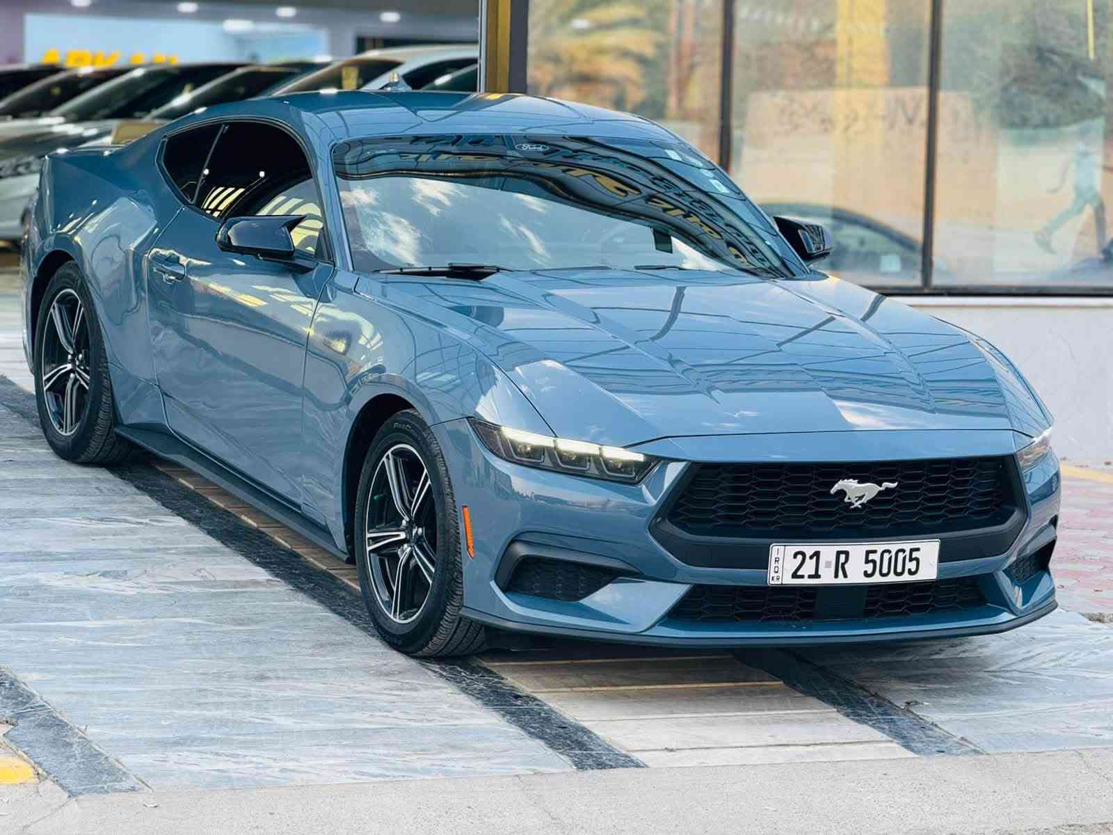 FORD MUSTANG🏴‍☠️
فورد موستنك 
موديل :2025
شكل الجديد مواصفات شاشة الكبيرة والكيج الكتروني هاندبريك كهربائي و تحكمات الستيرن ووضعيات القيادة 
  محرك 2300 توين توربو
ايكوبوست 
سيارة بدون نقوصات كلشي بيهه شغال 
سيارة بدون ايرباك وبدون دواخل بجم وخلفي كبس  
مرقمه جديد سليمانيه 
رقم مميز مع السياره 
السياره تظليل حكومي رسمي 
للون مميز ودواخل ازرق بحري جلد مميز 
ماشي 8  الف ميل فقط  
سعرها مع الرقم المميز 290$ 
سعرها بدون الرقم المميز 260$  
مكان السياره / ديالى - خانقين 
***********
