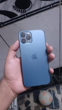 آيفون ١٢ برو ماكس • ٢٥٦ • بطارية ٧٦٪