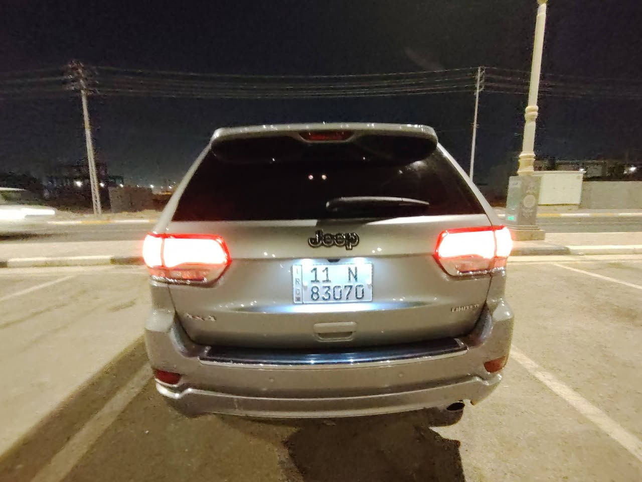 السلام عليكم 
جيب موديل ١٨ كراند شيروكي 
محركها 3600 v6
4ويل ملغي 
جنطة كهربائية
وضعيات سبورت وايكو والنورمل 
 السيارة صبغها ٥قطع ابيع حزام بدون دواخل  
ابيع واذا اكو مراوس مع كورلا هايبرد ٢٣-٢٤-٢٥ 
وينطيني فرق 
السعر اتصل او راسلني واتساب  
الرقم ***********
غير متواجد  على الفيس 
السيارة موجودة كربلاء ✨✨
