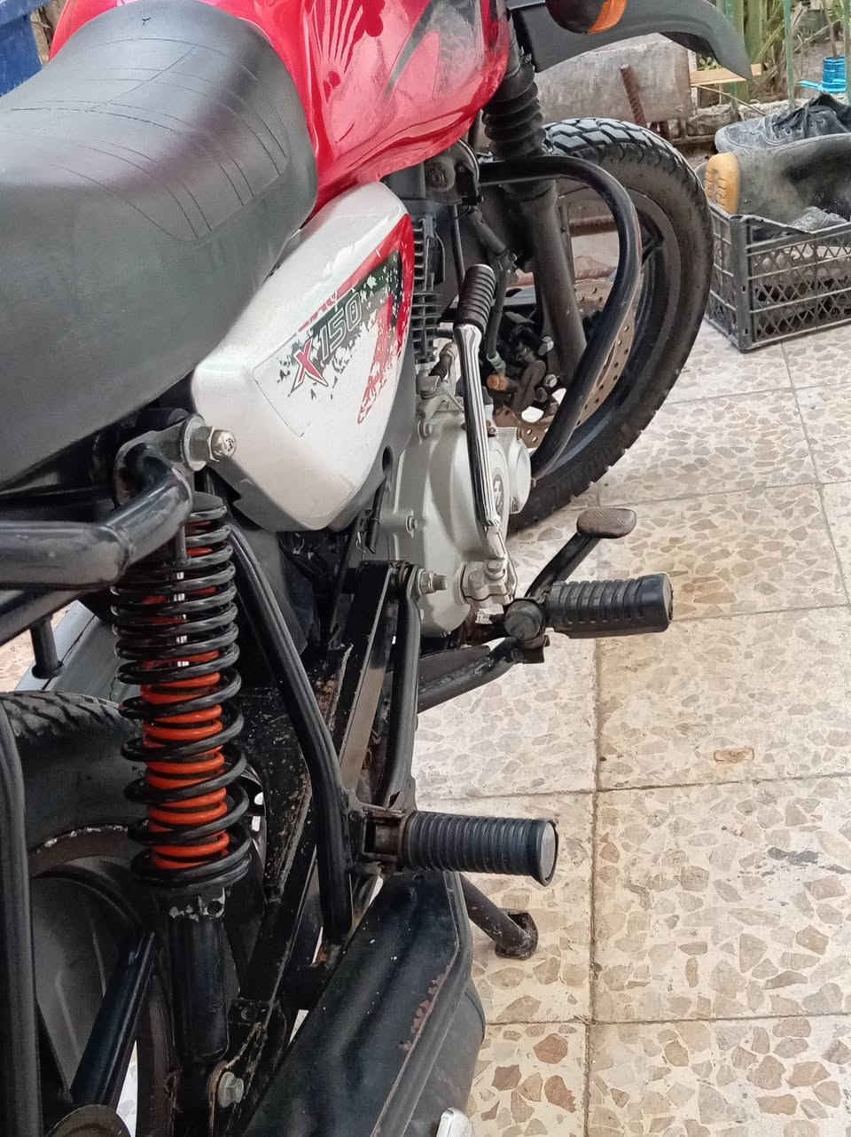 درجة بوكسر موديل 23رقم بصرة انكزي  وبسمي 
دراجة جاهزه من كلشي كهربايت كامل مجفتة تجفت بلادي شركة قبل سنة دهن كلة موتل دراجة كاملة
السعرمليونين و300وبيهة مجال للشراي العنوان البصرة ابي الخصيب حمدان للستفسار واتساب ***********
