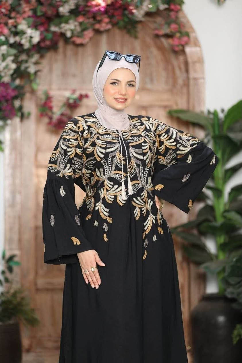جملة فقط Alrayyan diverse  هل تبحث عن مودلات لانجري أفضل الأسعار؟  - واتساب***********☎️  *********** بغداد, العراق

نص مكتوب في الصور:
- DOTOK - كريم الشيخ -
- البراء عبايات كرداسة وليد النمر 01068740230 // 01040133787 حكين STUDIO
- AL-BARAA FACTORY مصنع البراء إدارة وليد النمر
- AL-BARAA FACTORY
- مصنع البراء
- إدارة وليد النمر
- WALID AL-NUMER MANAGEMENT