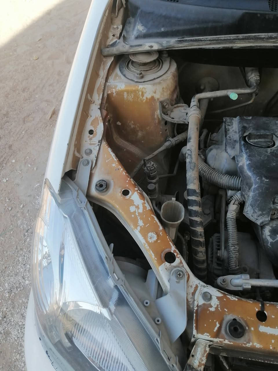 للبيع تويوتا ايكو موديل ٢٠٠٤ لون ابيض مكفوله رقم بغداد تبريد شغال سنوية لل٢٠٣١ لوحات كير اوتماتيك مكان السياره كربلاء السعر ٦٠ ورقة مع المجال للاستفسار الاتصال على الرقم ***********
