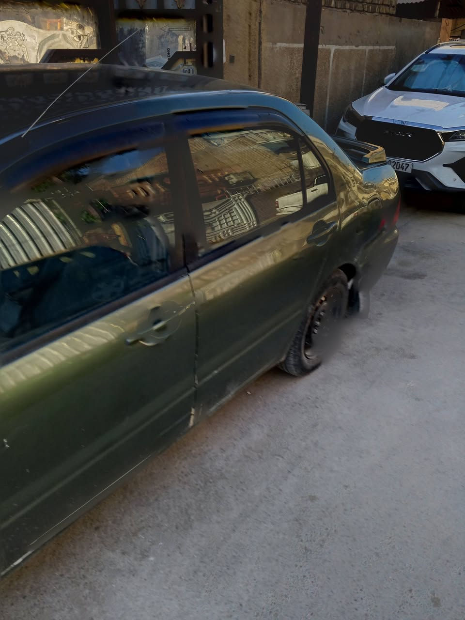 سلام عليكم سيارة لانسر موديل 2002 رقم انكليزي بسمي سيارة مصبغ كله سيارة ميكانيك خير من الله تبريد ثلج شاشه كاميرات رقم بغداد مكان بغداد رقم تلفون *********** موجود واتساب سعر 45 بي مجال
