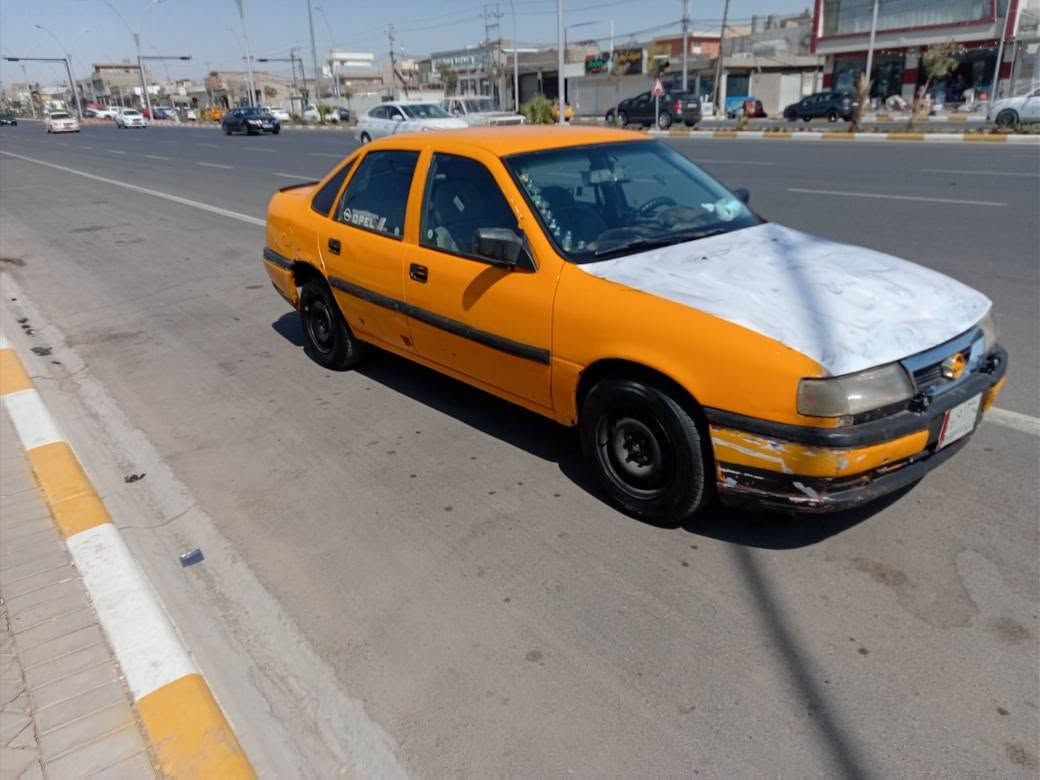 سلام عليكم ورحمة سياره اوبل فكترا كير محرك شرط محرك ٢٠ سياره لوك بدون خياس دفتر بنزين تايرات جديد كهربيات كله شغال كيجات كله شغال محرك وكير جديد شرط التحويل و الوكاله سياره كلش جديد مابي ربع مصرف مال رزق السعر ١٨ وبي مجال قليل مكاني كركوك دروازه الرقم *********** كركوك, العراق
