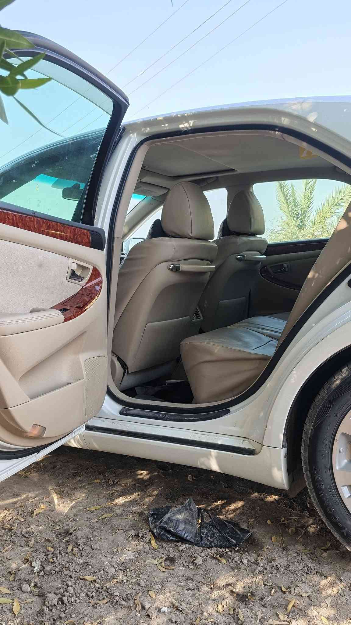 السلام عليكم شاهينه 2005 شاصي 82 مكفوله كفاله عامه من كلشي مواصفات فتحه 3دكم اربع بصمات ابواب رادار امامي  حساس امامي خلفي داخل بيجي السعر 148 للاستفسار اتصل ***********

