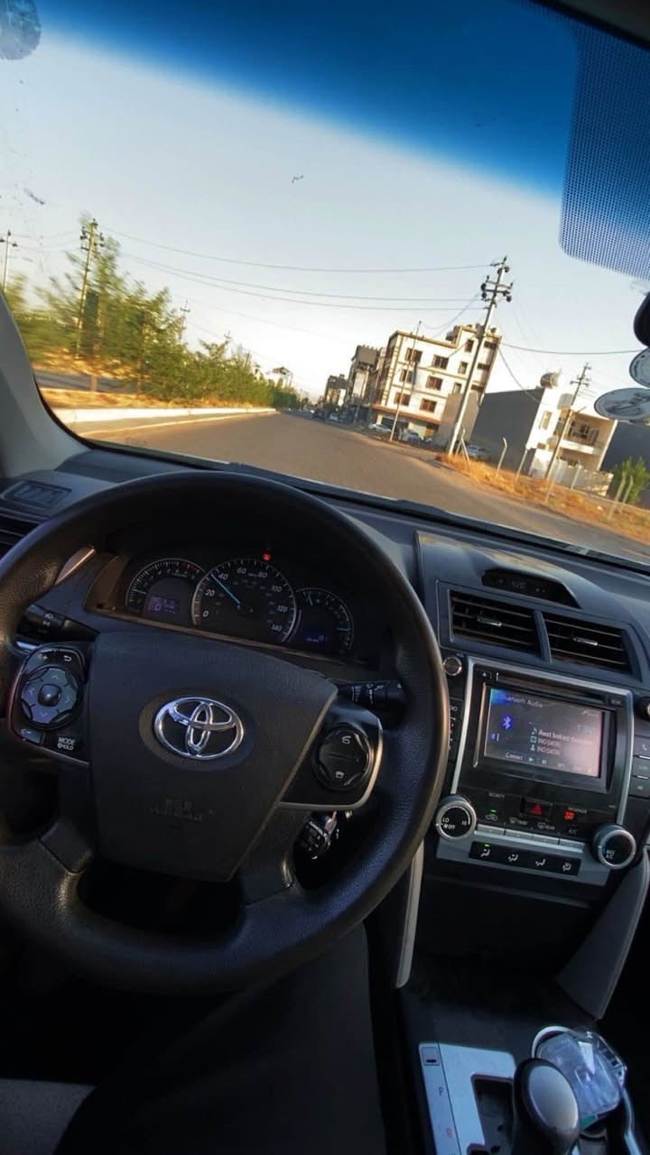 Toyota camry 
2012  
بونيت و جملخ سبوخه بي ژورى ١٢٠ ميل روشتووه 
گير و مه كينه و هه موو گيانى به شه رت ره قه م و سنوى نويه ***********
١١٢$ و توزيك مجال أربيل, العراق
