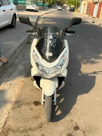 PCX جيل الاول • ياباني • معدلة