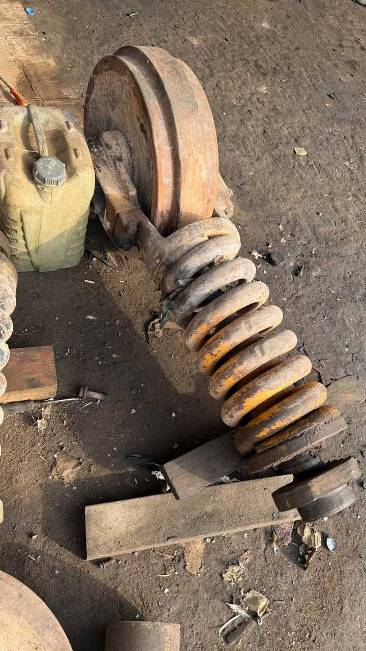ماكو تفاصيل • بس رقم