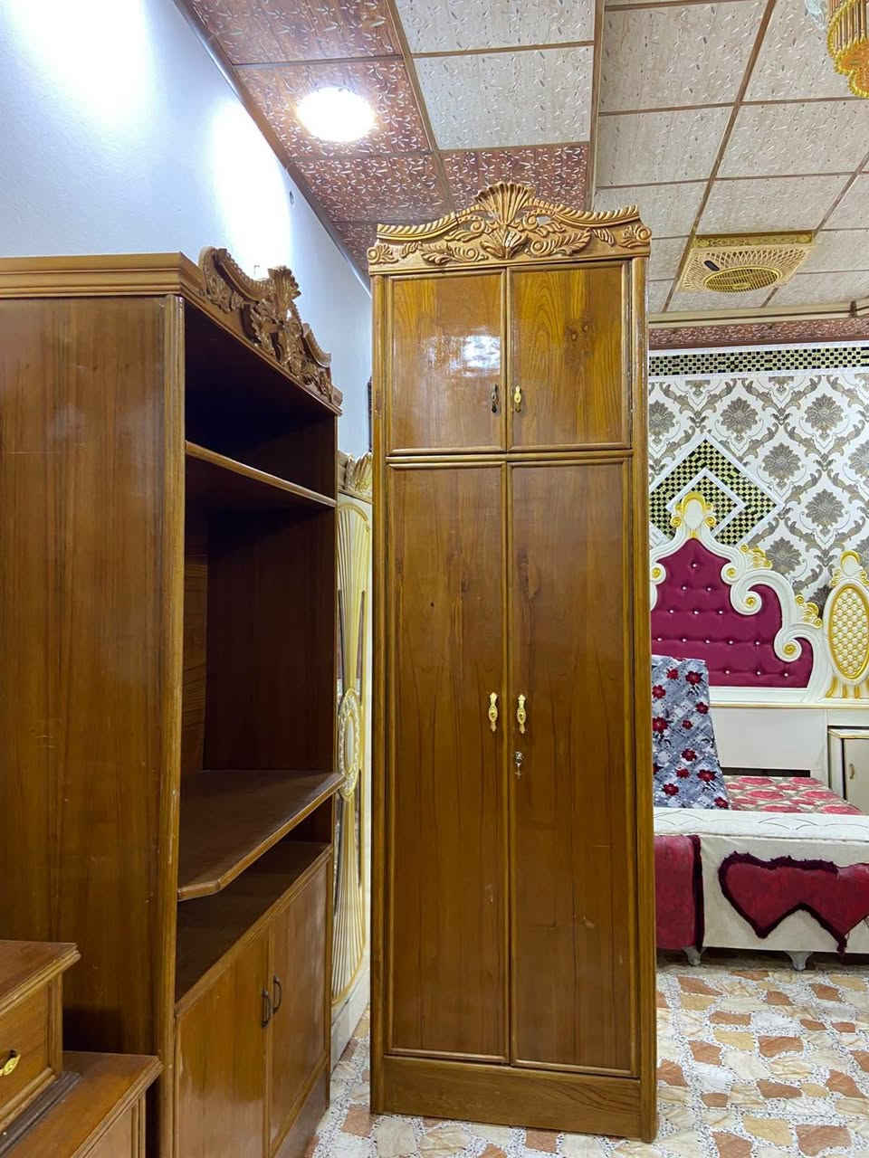 يوجد غرفه نوم صاج عراقي نضافه فول خشب كبس السعر مليون و١٠٠ وبي مجال للاستفسار ***********
