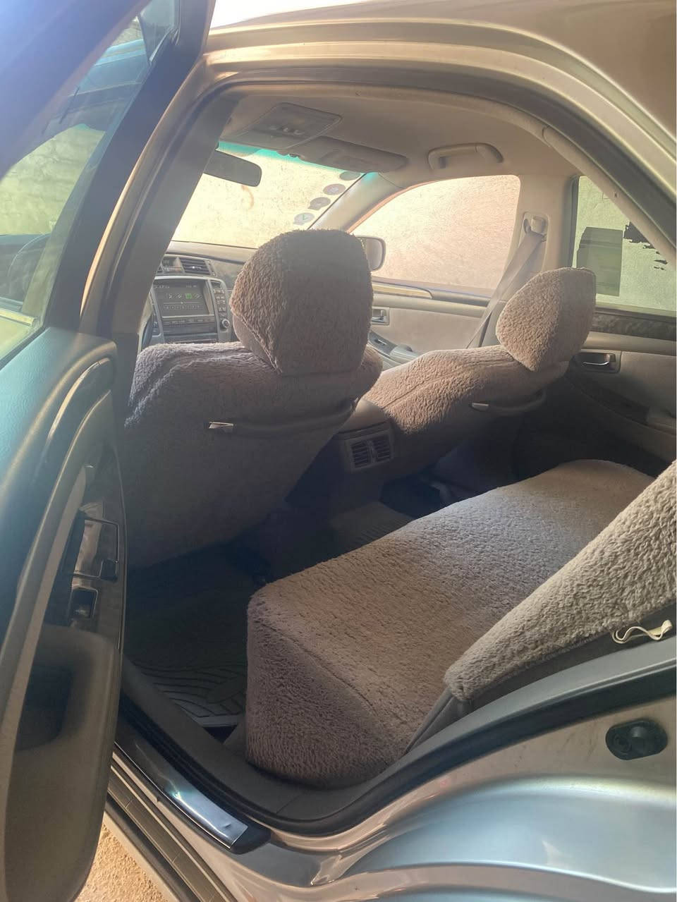 #qrmzy #auto #car🚘 🚘 شاهانەی بڕاوە 2005 🚘

✅ ١٨٢ بڕاوە 
✅ دوو دوگمە
✅ قەپات قەپات و خاوێن
✅ ناوەوەی پاراستراو و جوان
✅ گێڕ و مەکینە و تەبرید بە شەرت
✅ تەقە و ڕەقەی نییە
✅ سەیارەیەکی ئامادە بۆ بەکارهێنان بەبێ هیچ مەسروفێک

سەیارەکە لە ڕووی دەرەوە و ناوەوە زۆر جوان و خاوێنە، هەر کەسێک بەدوای سەیارەیەکی باش و متمانەپێکراو دەگەڕێت، ئەمە هەڵبژاردەیەکی زۆر جوانە.

📞 بۆ زانیاری زیاتر و نرخی کۆتایی پەیوەندی بکەن.
***********
43$ معامەلەیە دۆستانە 
شوێن قەڵادزێی بڵند 🔥 السليمانية, العراق

