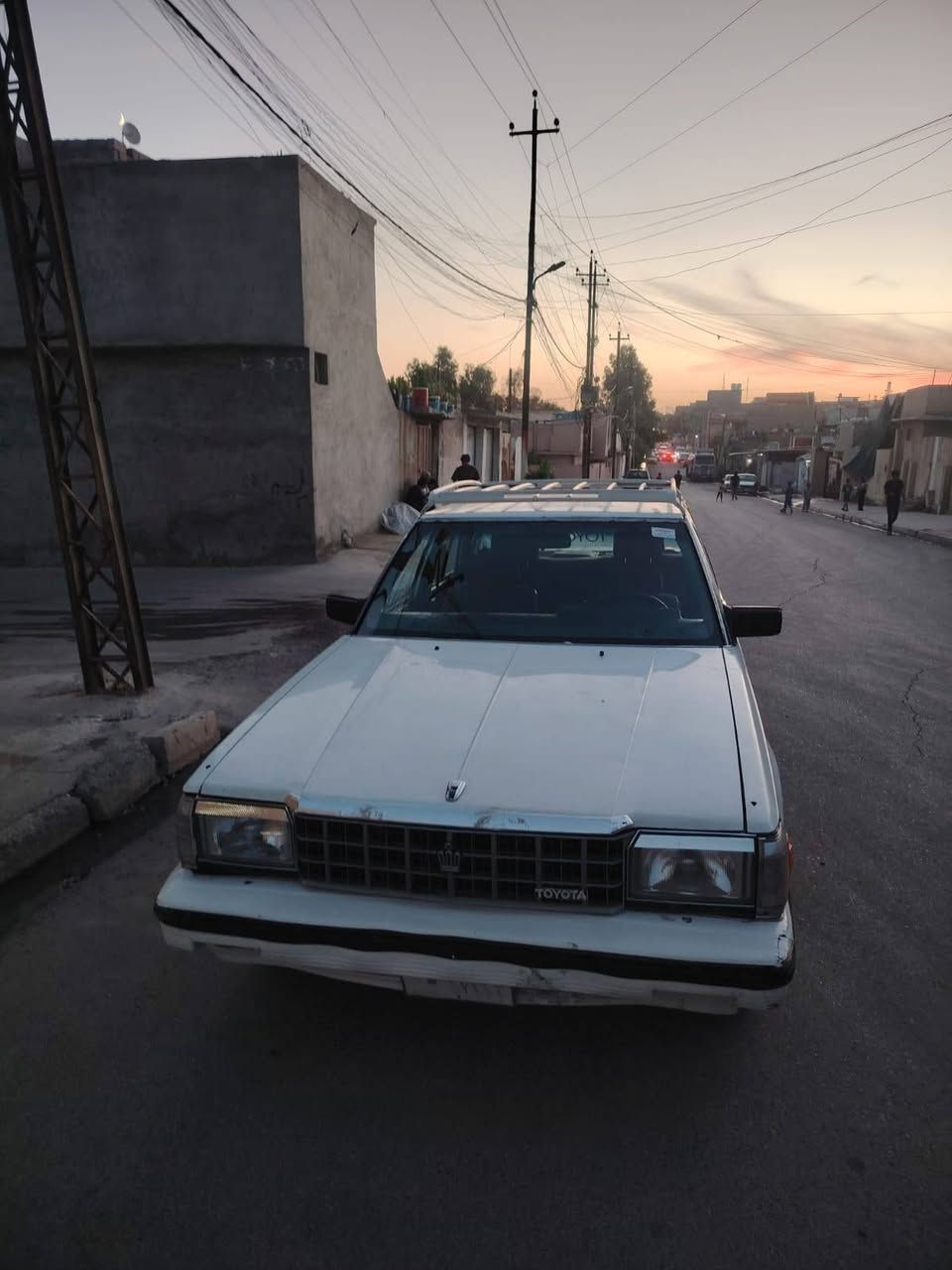 السلام عليكم سوبر مديل 85كير ومكينه شرط ففتي كهربايات كلها شغاله تبريد معا سويج بدون صبق ملاحضات فقط سنويه نافذا بل 25شرط التحويل السعر 35بيها مجاي ***********العنوان موصل الايمن حي اليرموك
