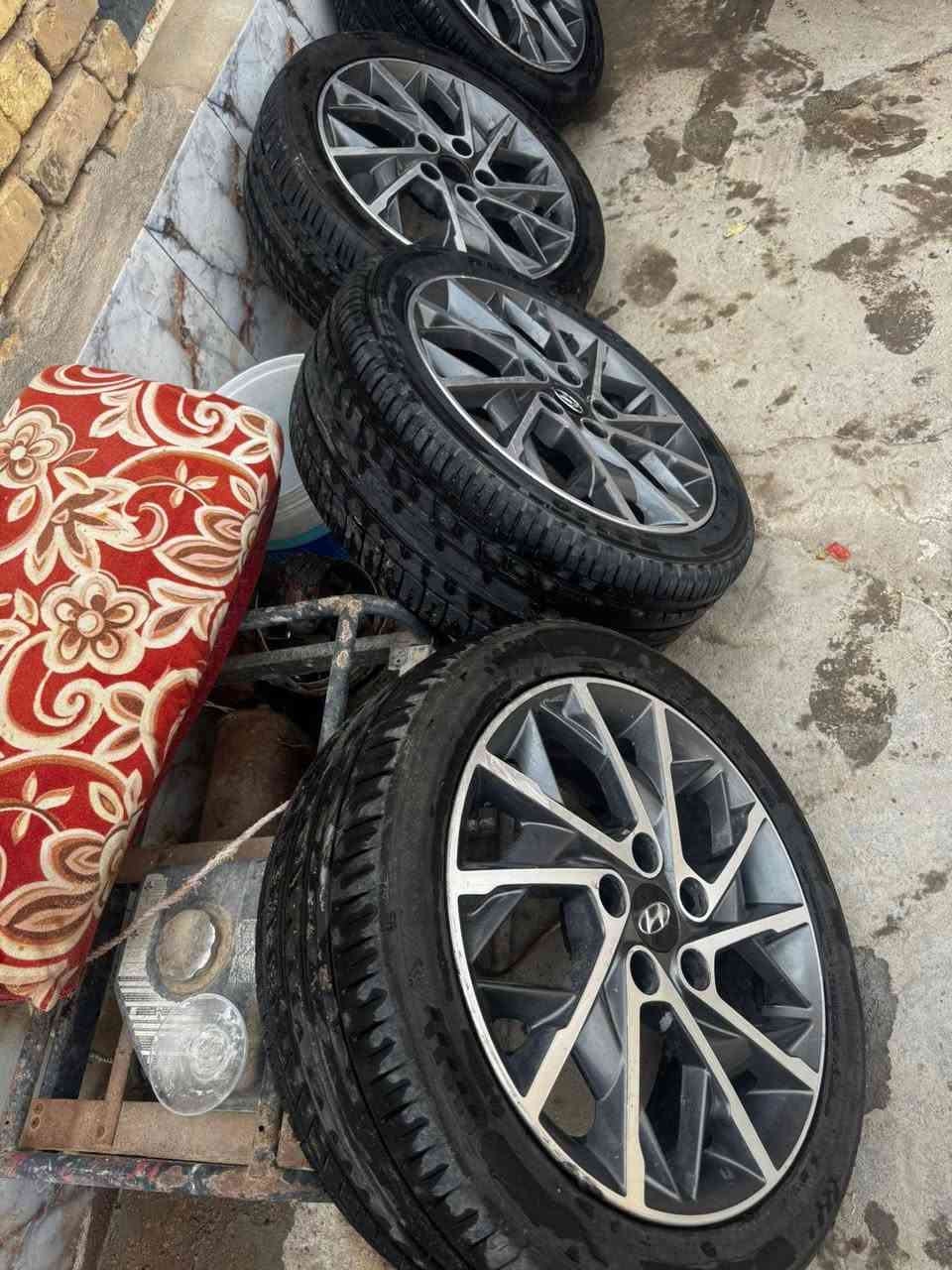 السلام عليكم ويل لبيع جديد مكانا ناصريه سوق الشيخ كرمت بني سعيد *********** سعر ٣٥٠
