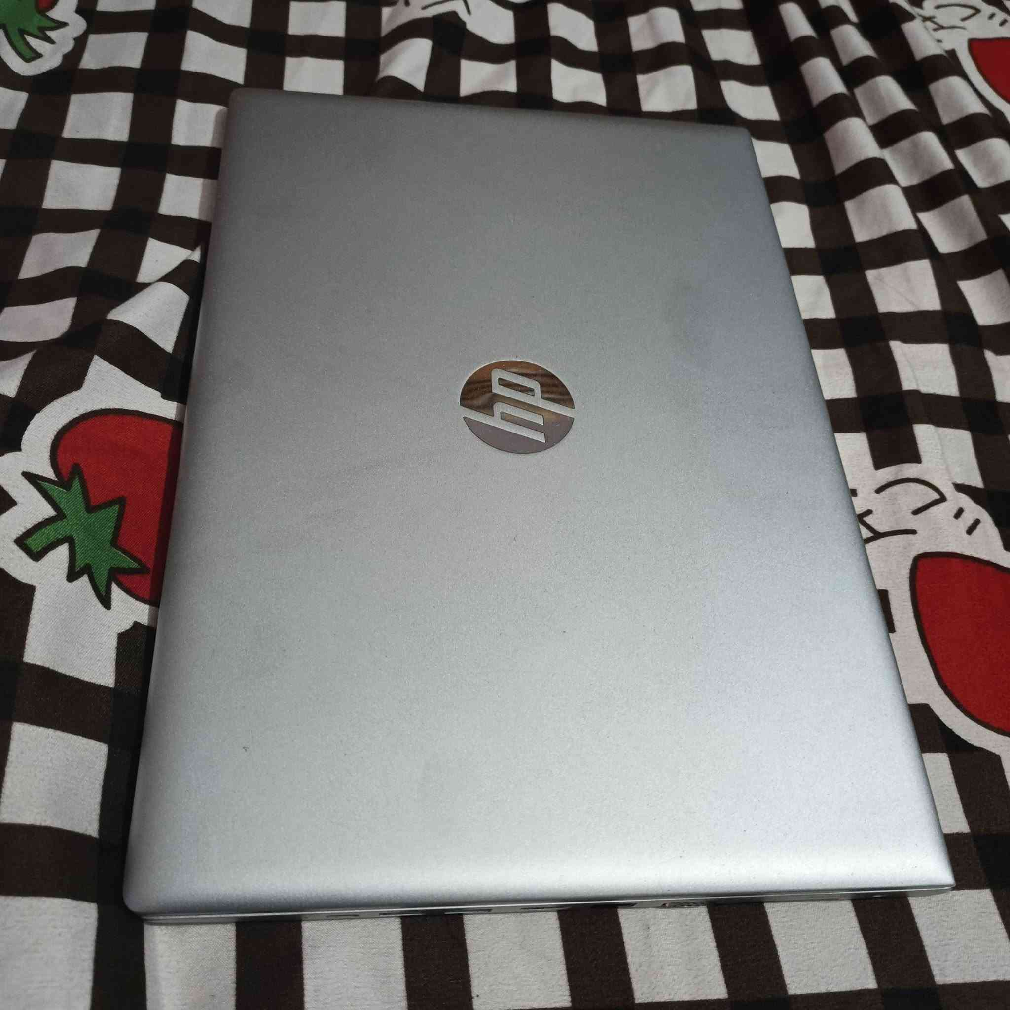 لابتوب hp للبيع
النظافة ١٠٠بال١٠٠
الحجم ١٤
ذ. ٢٥٦
الرام ٨
كوراي ٥جيل سابع
***********
