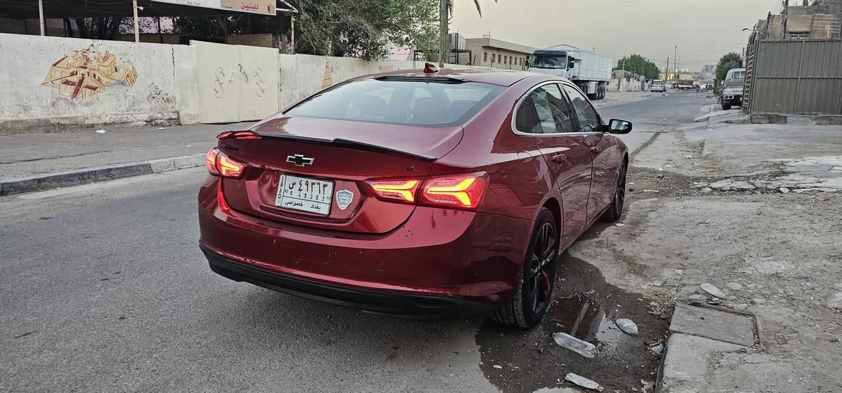 #الفئة : LT2 Black Edition
#الموديل: 2022
#اللون: احمر
#اللوحة: بغداد
#الــمــواصــفـــات :-
{1} محرك 4 سلندر 1500 تيربو
{2} كشنات مخمل 
{3} كاميرا دواره 
{4} شاشه كبيرة 
{5} تبريد امامي خلفي
{6} لايت و كشاف زنون
{7} عداد المسافات ٧١ كيلو 
{8} تحكم سترين جهتين منافذ usb
{9} كشنات الامامي وهيتر السائق كهربائي 
{10} بك لايت لد طيارة
{11} ويل كب ١٩ اسود بلادي 
{12} بصمة وتشغيل عن بعد 
صور الحادث بالمنشور 
سعرها ١٣٥ وبيها مجال بسيط مكاني بغداد رقم الهاتف *********** بغداد, العراق
