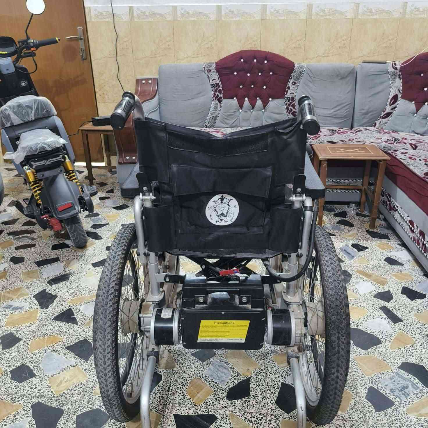 السلام عليكم
كرسي متحرك اخو الجديد رايديه 300
مكان حي الغري ***********
