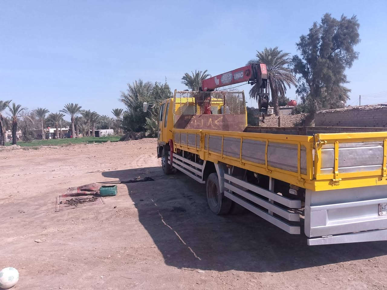 سلام عليكم كرين للبيع ٢سلايت شاصي ٦وربع مكفوله ازوزه مبدل قماره أنكر سعر ١٢٠ وبيه مجال*********** خوان لحد يراسل مكلف بل نشر وهاذ رقم راعيها وخابره

