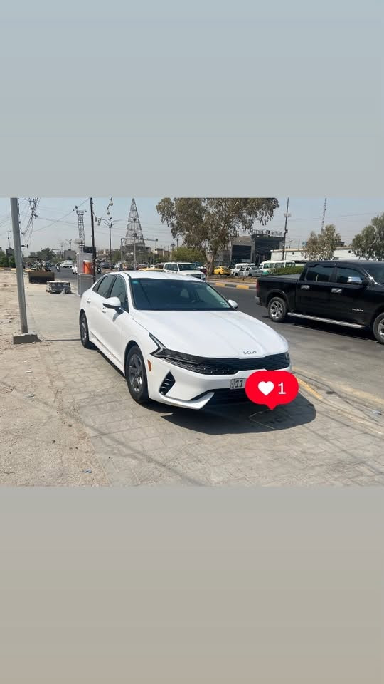 السلام عليكم. كي فايف 2023.   فول مواصفات عدا بنراما رقم بغداد  
وارد امريكي 
((السياره كلين بدون حادث اني مستوردهه ))
مكفوله كفاله عامه
صدر جديد امامي خلفي 
تخم تاير 
السياره اني عندي من ٢٤ لحد هسه
راقيه جدا 
السياره نضيفه جدا تبريد ثلج خير من لله  
موصفات
لد نهاري
رادار امامي خلفي 
حساس مري 
توقف ذاتي 
تشغيل عن بعد 
مثبت سرعه 
تبريد المس
شاشه كاربلي
خمس انضمه قياده
بصمه تشغيل 
دخول ذكي
تفتح جنطه عند الاقتراب
محرك ١٦٠٠ تيربو  محسن او عادي بكيفك مدك دوانز 
بيهه هوايه بعد مواصفات 
مكاني بغداد القاهره 
سعر ١٦٨ 

الاستفسار *********** وتساب هم موجود
