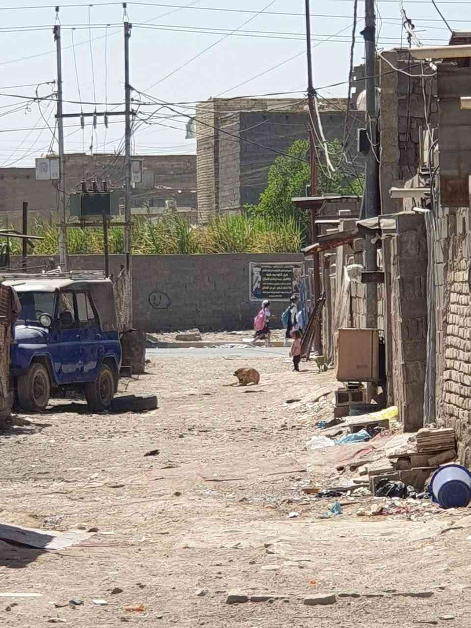 قطعة أرض ١٠٠ متر واجهة ٦ امتار ونص نزال ١٥ سبع قصور بشارع ابو احمد تبعد عن الشارع امتار قليلة ***********
