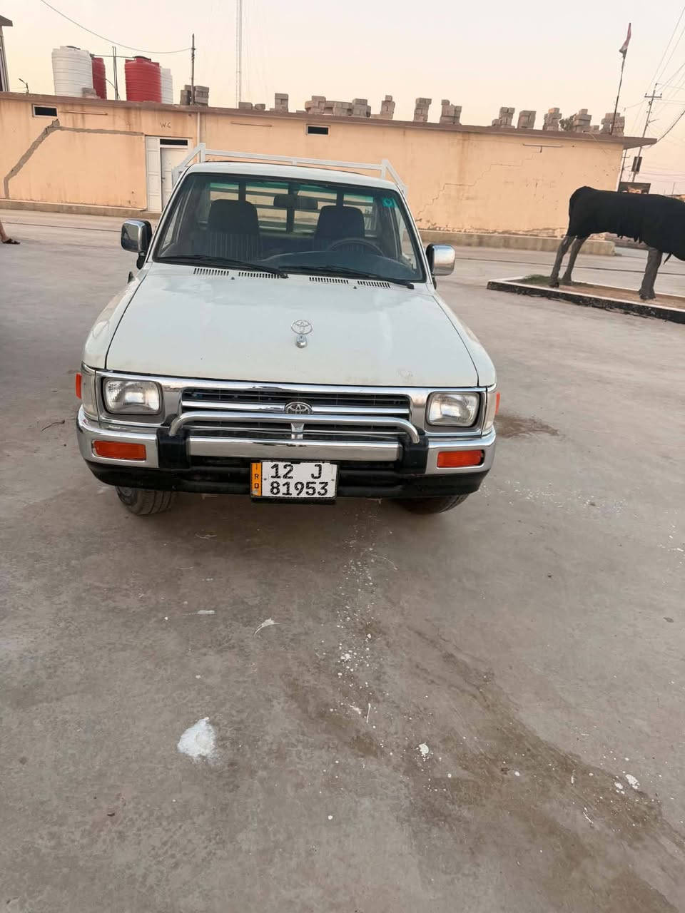 🚗 للبيع سيارة موديل 89
✅ صبغ جمالية
✅ شرط
❌ ما بيها حار بارد
📄 سنويتها لحد 2029
✅ شرعي يبيعلك
حوبون ما مسجل 
مكان برطلة 

💰 السعر 55 وبي مجال
📞 ***********
