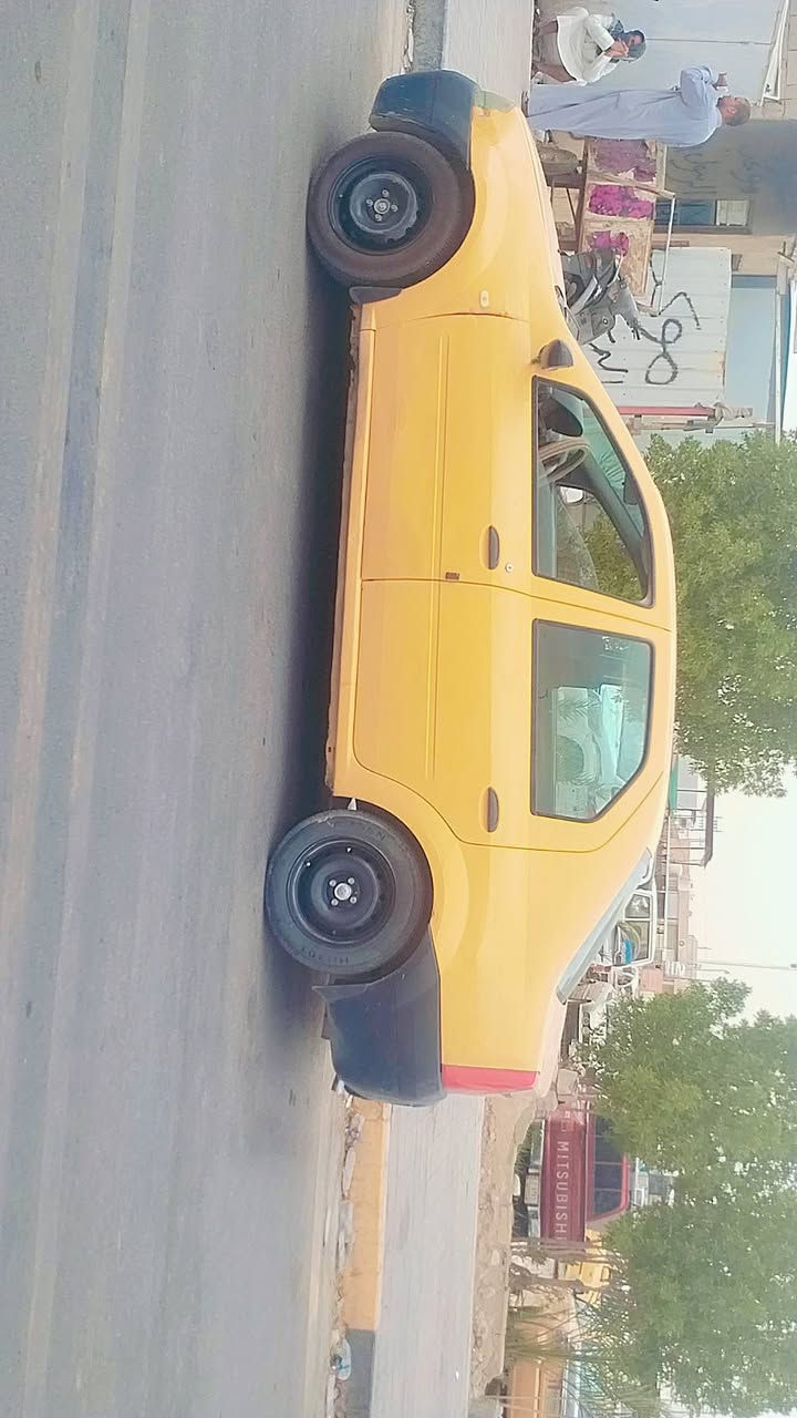 سلام عليكم رينو للبيع موديل ٩ سياره نضيفه كير محرك حداديه السعر ٢٨ وبيه مجال ***********
