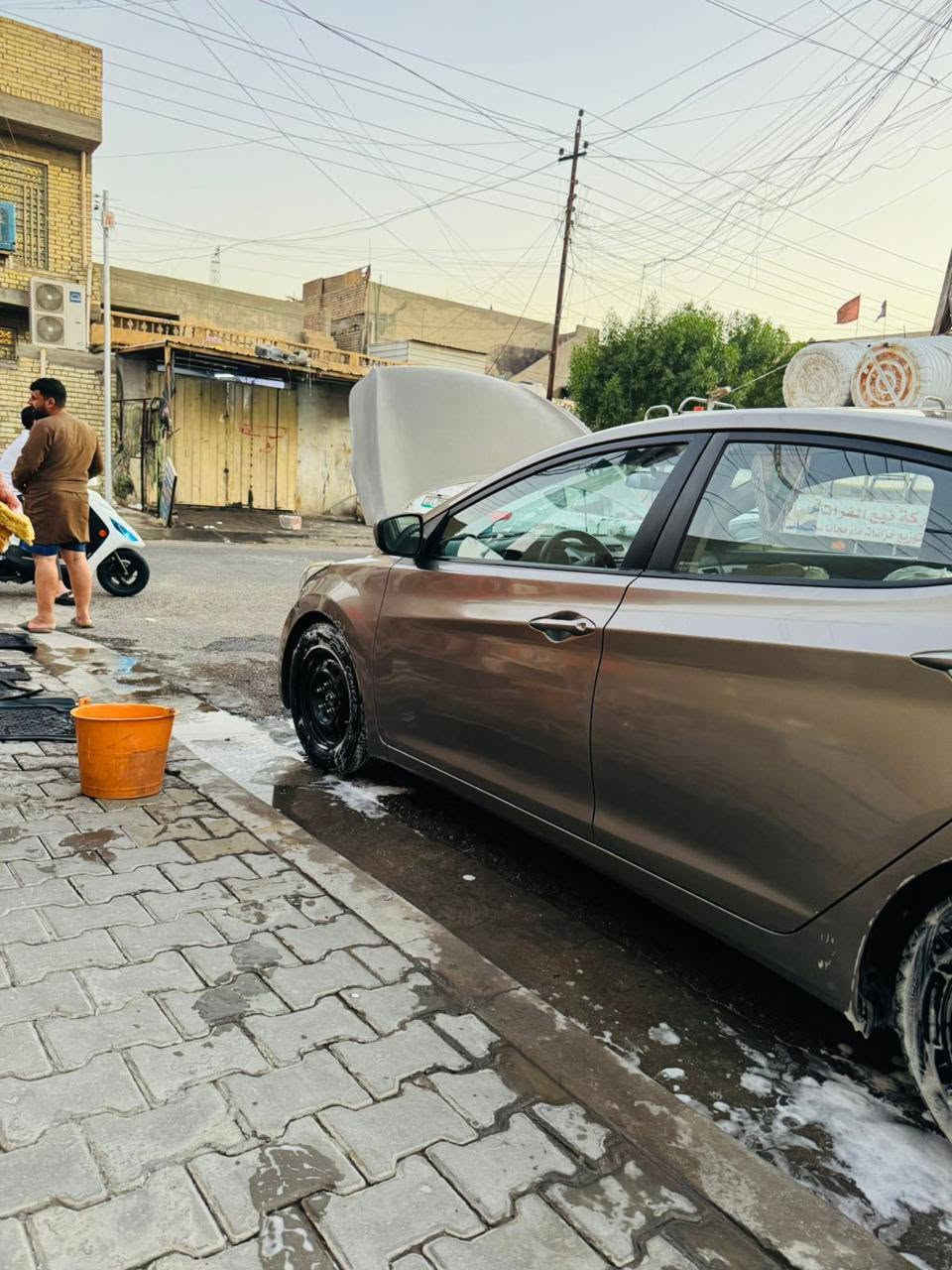 الانترا 2016 وارد امريكي رقم بغداد انكليزي بسمي تحويل مباشر مكينة 1800وكير وحداديه وتخم تاير وتبريد كله جديد حادث بنيد السياره ليبل واحد ماشيه 100 الف فقط سياره جديده بمعنى الكلمه السعر 99 وبيهه مجال مكان السياره بغداد الاستفسار على ***********
