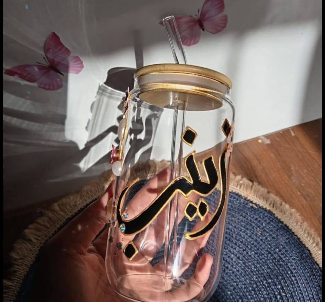 كوب بـ الاسم حسب الطلب ✨
السعر 5 التوصيل مجاني 
فرجة شعر طبيه 
مرايه 
مبخره 
متوفر بكج كامل 
الكتابه لا بغسل ولا بحراره تروح 
والالوان حسب الطلب 

للاستفسار واتساب فقط (***********)
