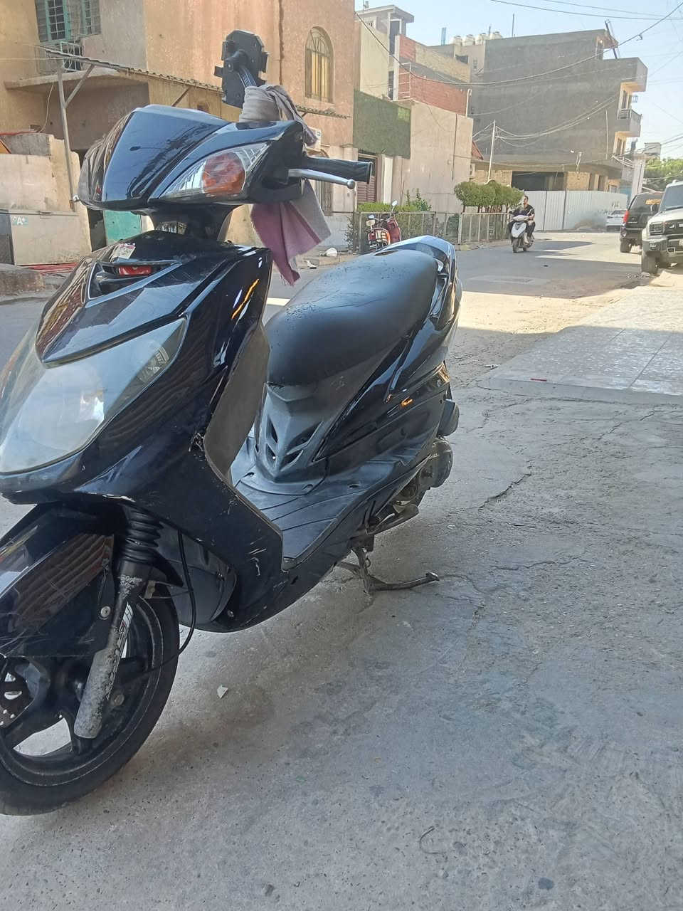 السلام عليكم دراجه سكنس فحل نوزل مكينه نضيفه ضفيره نضيفه كل دراجه حلوه مرتبه شلعه معدل دراجه مكاني بغداد كرخ رقم هاتف *********** سعر

نص مكتوب في الصور:
- ***********