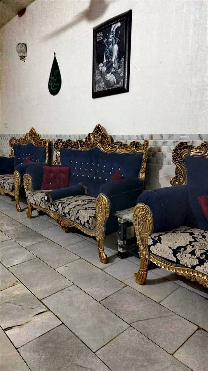 السلام عليكم
عندي ٣ تخامه نظيفات بدون كسر او تصليح
مكاني ديوانيه حي الجامعه ***********
