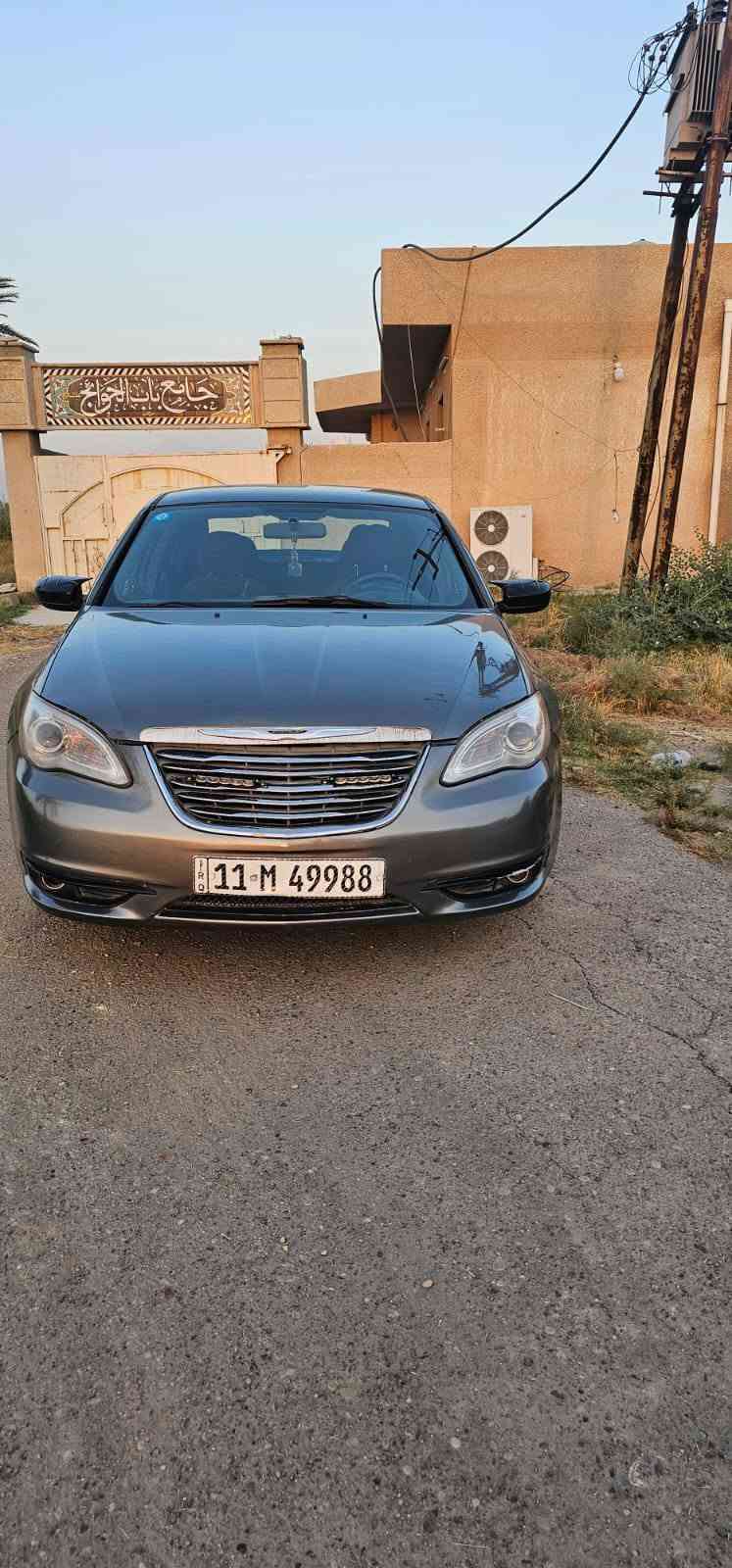 سلام عليكم
للبيع كرايسلر c200 
2013 وارد امريكي 
حادثها دعاميه اماميه فقط
مكينه 2400 رقم بغداد الجديد 
السياره مكفوله من كلشي كير مكينه 
صدر امامي خلفي تدفئه تبريد كله جديد 
كهربائيات كلها شغاله وباقي المواصفات معروفه 
السياره بيها بنيد وقبط جنطه كلير اثر جراد 
وموجوده صورها قبل لا تنرش كلير 
مكان السيارة بغداد الكرخ 
***********
