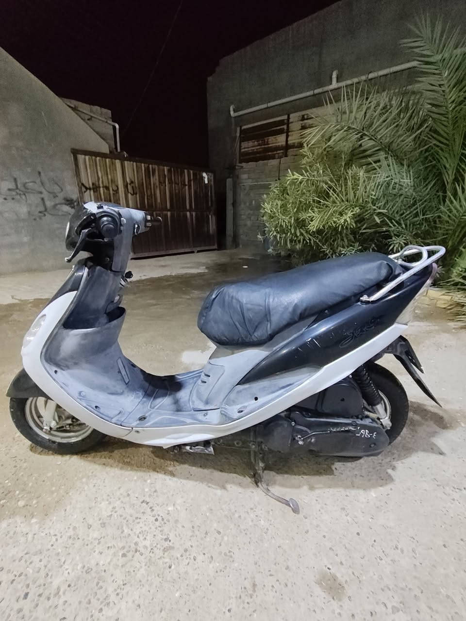 سلام عليكم للبيع ماكس قجمه مكفوله كفاله عامه من كهربايات وكلهن ما بيه نقص برغي اشاير وسلف كله شغاله المكان بصره قضاء المدينه التصال ***********الواتساب***********
