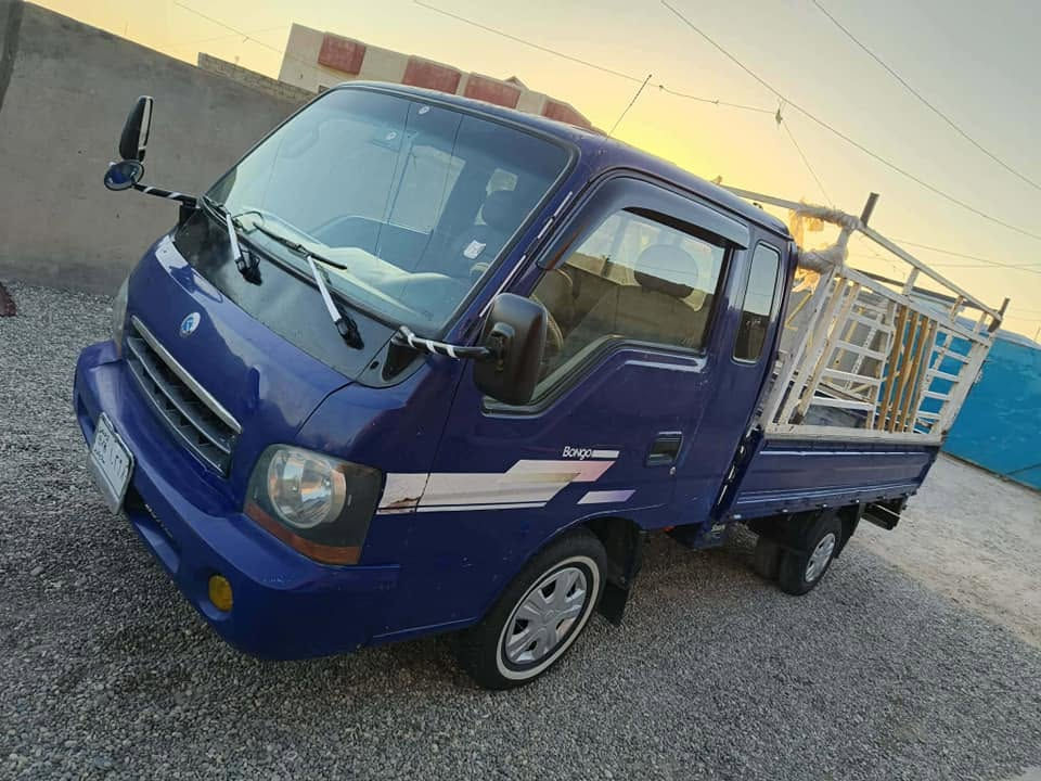 السلام عليكم كيا بزون موديل_٢٠٠٣ ما مسجل كير محرك اكسن شرط سدر جديد طخم تاير ٦جديد كهرباء شقاله شاشة شقاله  السعر ٤٢وبيه مجال البيع نقد عتضر عن المرس مكان السيارة الشرقاط رقم الهاتف ***********
