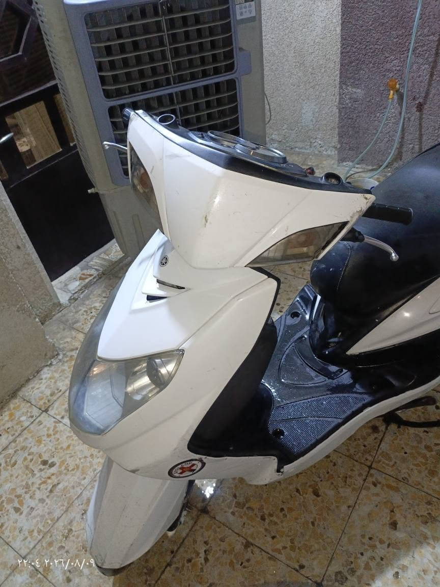السلام عليكم 
دراجة سكنس فحل 
مكينة ناعمة لا تنقيص ولا تبخير بس يرادلهة تبديل زنجيل و مساطر  وبيه نواقص بسيطة
السعر ب 385,000 وبيه مجال بسيط 
مكاني بغداد حي اور قرب فلكة صباح الخياط 
للاستفسار خاص او واتساب 
*********** بغداد, العراق
