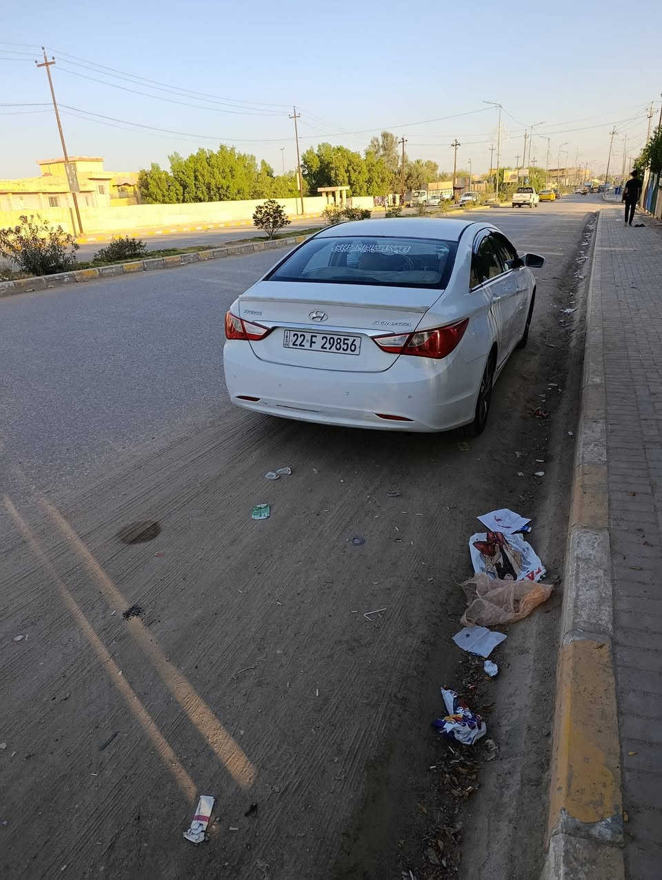 خليجي موديل 12 جاهزه من كلشي مكينه 2400 بيها صبغ عام  تصليح تكمه شي بسيط مكفوله من االضربه وتبديل سعرها 90 وبيها مجال *********** بي واتساب مكاني ديولنيه
