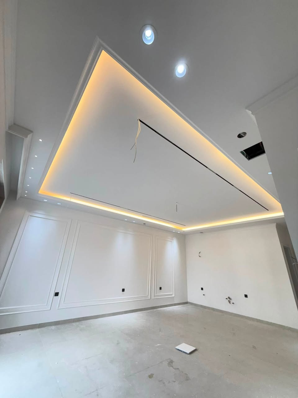 ديكورات عصام 
***********
بةشيك لة كارةكانمان 
جانب من اعمالنا  ….

#ديكور
#ديكورات
#تصاميم
#جبس
#كركوك
#العراق
Esam A. Hassan
Esam Decor
@أبرز المعجبين
