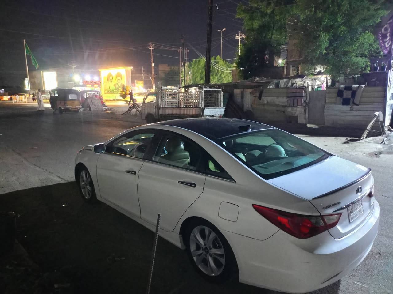 السلام عليكم متاح سوناتا موديل 12 فول مواصفات امريكيه حادثهه جوملخ وبنيد بدون صبخ السيارة جاهزة من كلشي رقم بغداد بسمي السعر 92 المكان شهداء البياع 
***********
