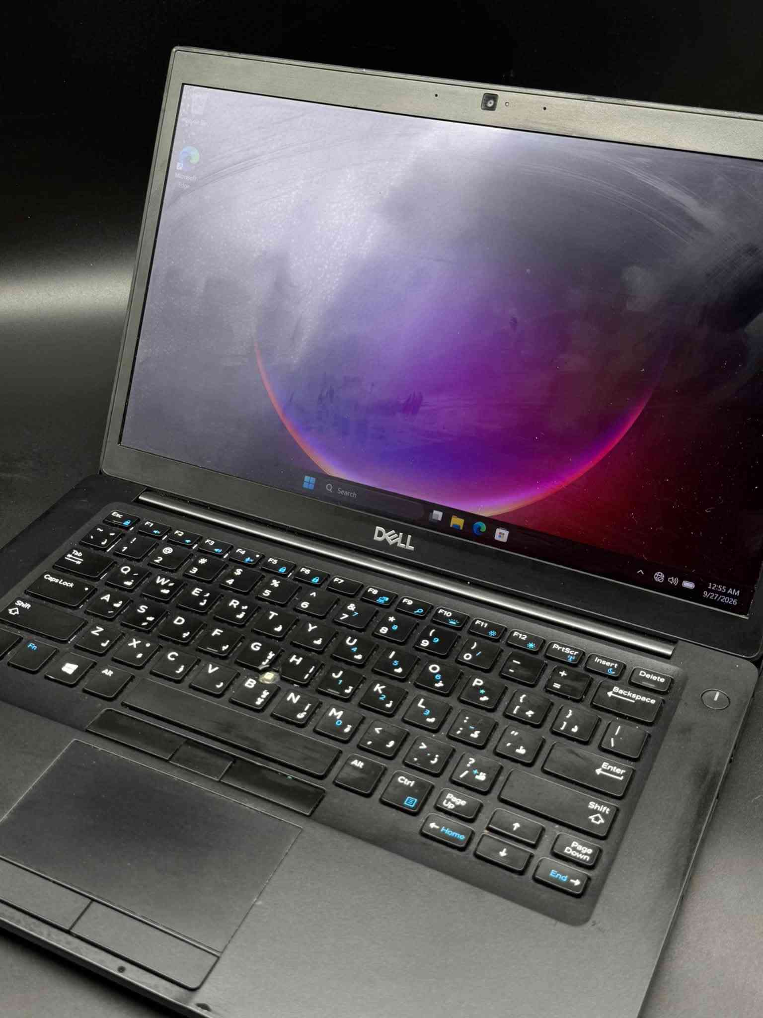 ✨ Dell Latitude 7490 (Touch Screen) - فخامة الأداء وشاشة اللمس! ✨
لأصحاب الذوق الرفيع والعمل المكتبي والدراسي المتنقل، لابتوب Dell Latitude 7490 من الفئة 7000 الفاخرة (استيراد أمريكي حصراً):  
🔹 المواصفات الفنية:
• المعالج: Intel Core i7-8650U (الجيل الثامن)
• الشاشة: لمس بالكامل (Touch Screen) بدقة عالية ودعم متعدد النقاط
• الذاكرة العشوائية (RAM): 16GB DDR4 لسلاسة تامة في التصفح والعمل
• التخزين: 256GB NVMe SSD سرعة فائقة في التشغيل نقل البيانات
• كارت الشاشة: Intel UHD Graphics 620
• التصميم: هيكل ألومنيوم نحيف، خفيف الوزن، ومتين جداً للعمل الشاق والتنقل  
📍 الحالة: نظيف جداً بحالة الممتاز (استيراد خاص).
📞 للحجز والاستفسار التواصل واتساب أو اتصال: ***********

نص مكتوب في الصور:
- System > About Storage 238 GB 43 GB of 238 GB used Installed RAM 16.0 GB Speed: 2133 MT/s WIN-B8MN0QFBA1U Latitude 7490 Device specifications Graphics Card 128 MB Intel(R) UHD Graphics 620 Processor Intel(R) Core(TM) i7-8650U CPU @ 1.90GHz 2.11 GHz Rename this PC Copy Search