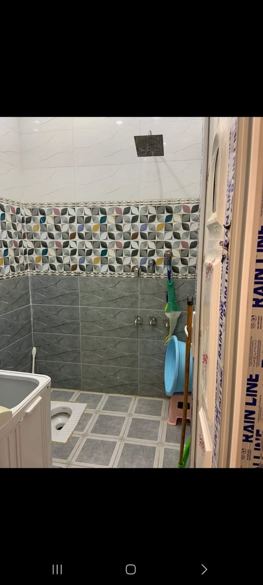 السلام عليكم دار للبيع واقع حال مكاتبه فقط مساحته 110 متر بناء جديد رفت طابوك صب سقف بيتونه كاشي سراميك شغل درجه اولى مابي نقص كامل موقعه ام الكبر والغزلان قرب حي اور منطقه هادئه مشتغله ع ايدي بدون مراوس بدون قسط نقد فقط سعره 65 مليون بي مجال بسيط للاستفسار ***********
***********

